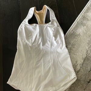 Lululemon white tank top with built in bra